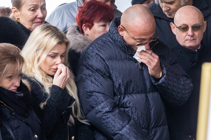 FOTO: Snoubenec Moniky Jákliové Roderik Dobosi nedokázal zadržet slzy.