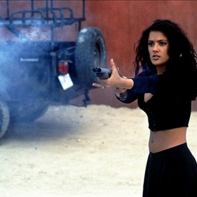 Salma Hayek vzala na premiéru rodiče i bratra. Před milostnou scénou je ale vykázala ze sálu.