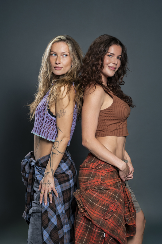 FOTO: Adéla Picková a kamarádka Ester.