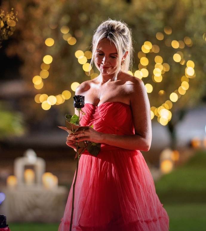 FOTO: Šárka Peková dostala černou růži. – stránka 5