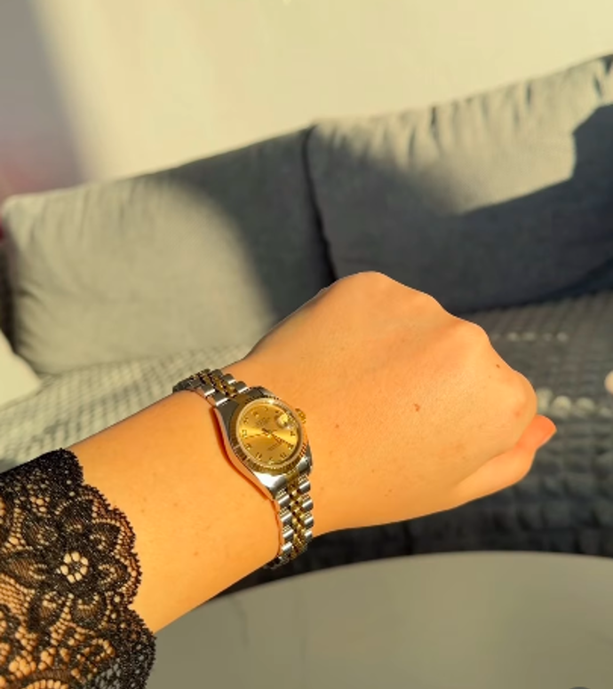 FOTO: Expert na hodinky je však zkritizoval. – stránka 1