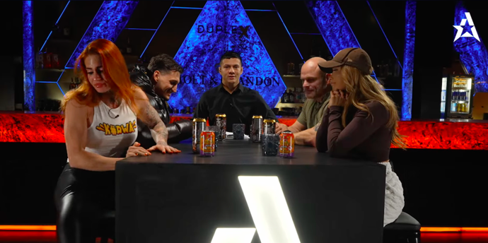 FOTO: Tereza odešla ze studia.