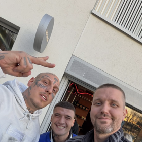 Slovenský moderátor Osťo se bavil s rapperem Separem.