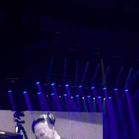 Kapela Mirai zahrála píseň Anděl.