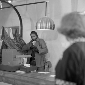 Kvůli této scéně musel podávat vysvětlení na policejní stanici. 