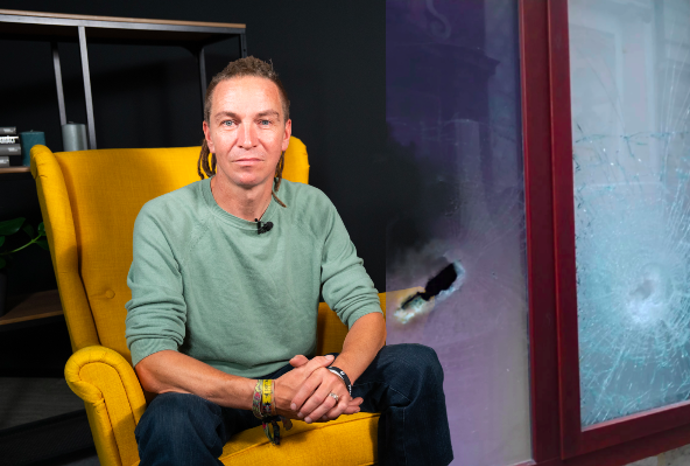 Foto k tématu Ivan Bartoš – stránka 1