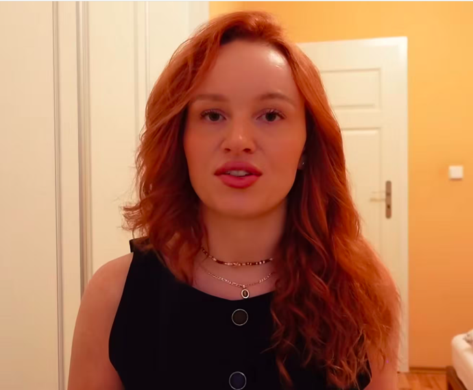 FOTO: Ve videu z pokoje prozradila svým divákům účast v Survivoru. – stránka 2