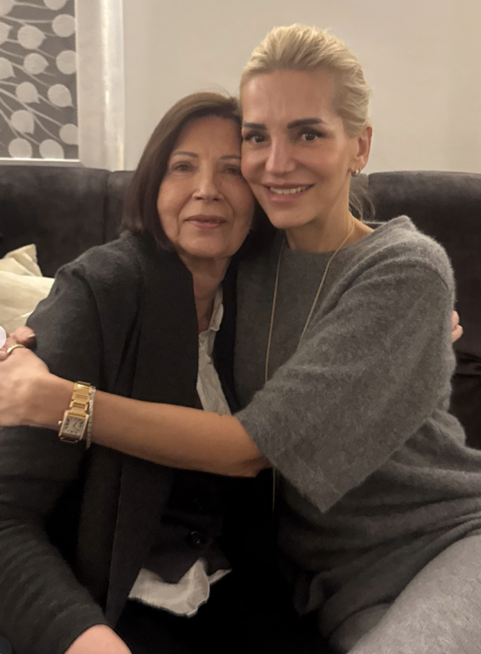 FOTO: Maminka Dary Rolins oslavila 82. narozeniny.