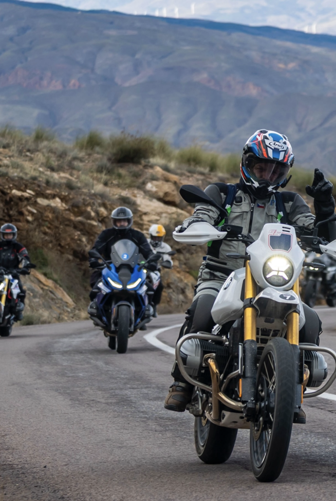 FOTO: Petr Pavel odjel do Španělska. – stránka 6