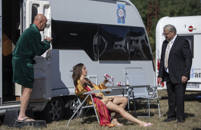 FOTO: Pavel Nečas v seriálu Ordinace v růžové zahradě. – stránka 139