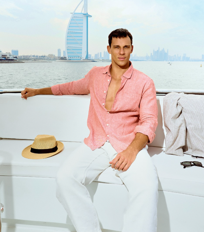 FOTO: Adrian Chabada žije v Dubaji. – stránka 3