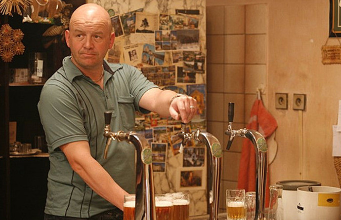 FOTO: Pavel Nečas v seriálu Okresní přebor. – stránka 135