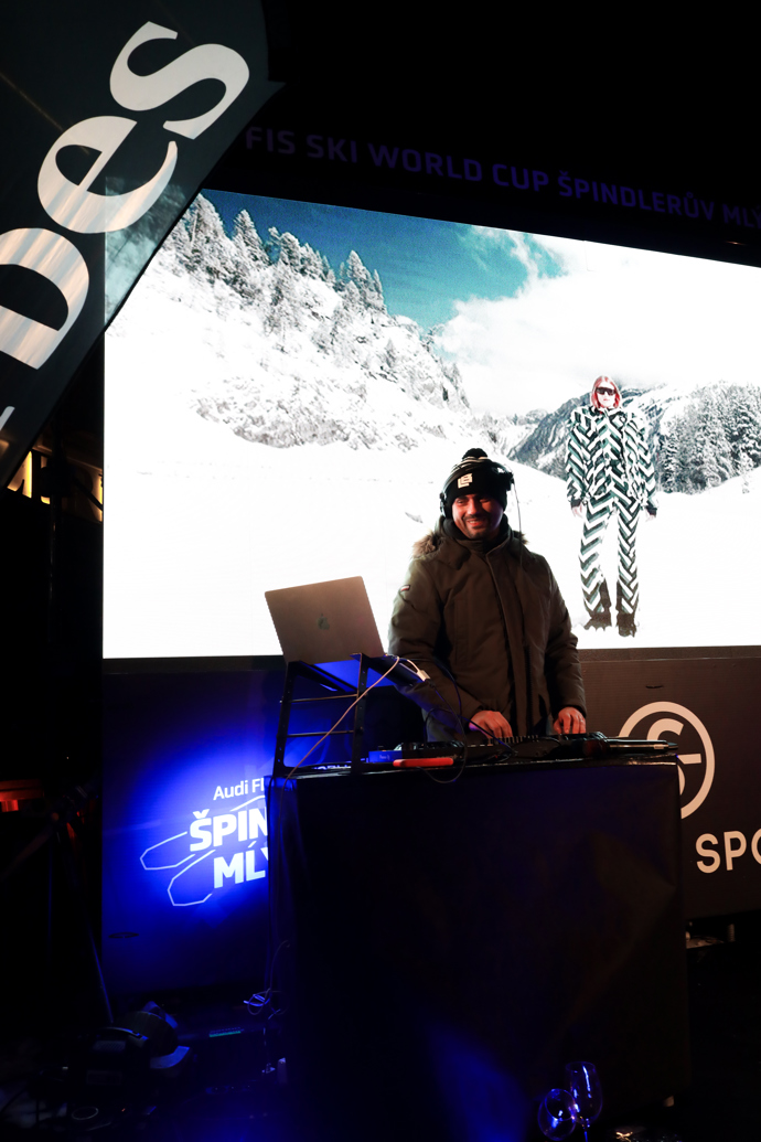 FOTO: Sezona je ve Špindlu v plném proudu. – stránka 12