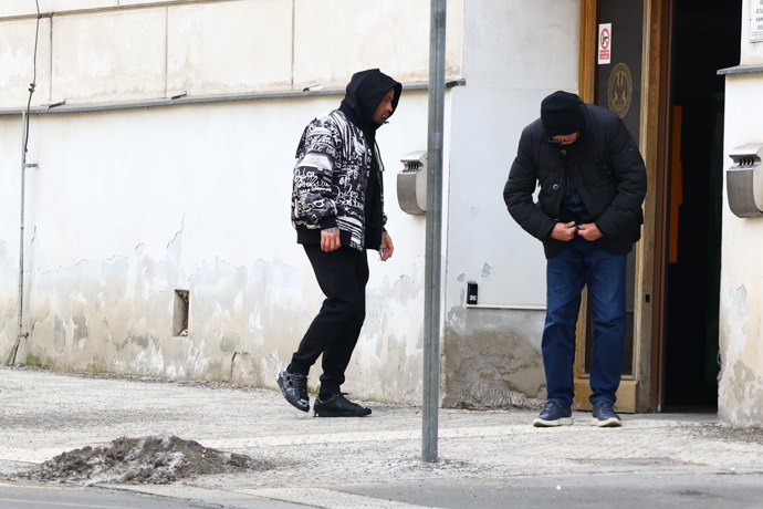 FOTO: Karlos Vémola prodělal nedávno operaci čelisti. – stránka 47