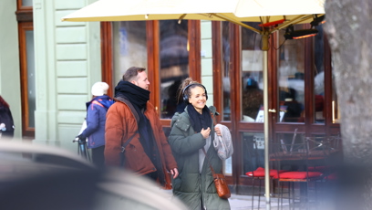 FOTO: Lucie Vondráčková se po boku Williama Valeriána usmívala od ucha k uchu.