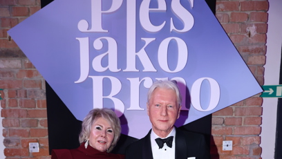 FOTO: Ladislav Špaček se ženou na červeném koberci.