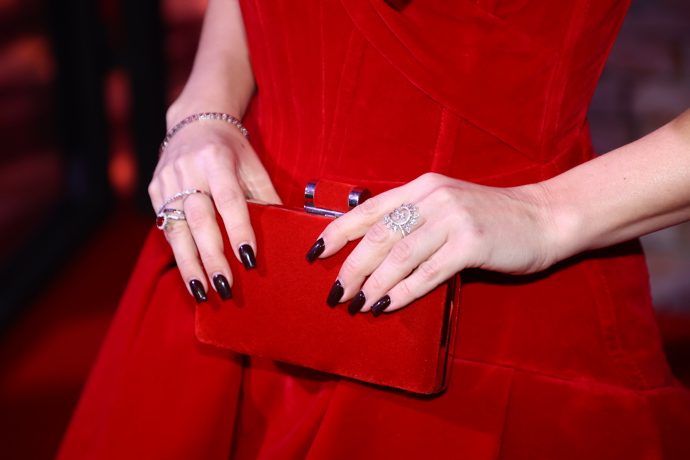 FOTO: Detail na Dominiku Myslivcovou. – stránka 12