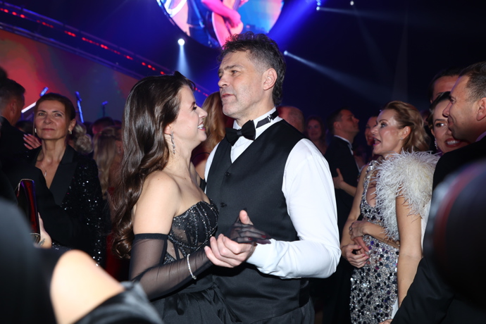 FOTO: Jaromír Jágr to s Dominikou rozjížděl. – stránka 39