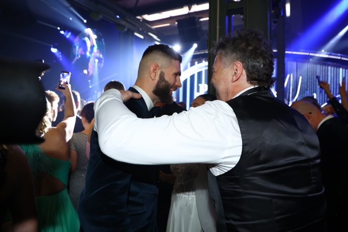 FOTO: Jaromír Jágr a Jiří Procházka. – stránka 30