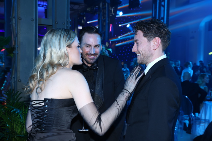 FOTO: Pavla Vaníčková a Martin Dubovický si vyměňovali doteky. – stránka 10