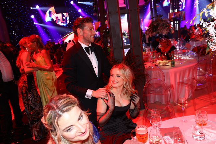 FOTO: Pavla Vaníčková a Martin Dubovický jsou zamilovaní až po uši. – stránka 3