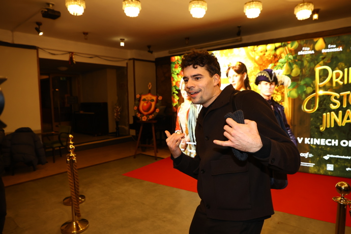 FOTO: Filip Březina vtipkoval. – stránka 9