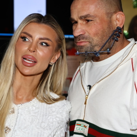 Sledující si neberou servítky a v komentářích upozorňují, že jí manžel energii spíše odebírá, než aby jí byl oporou.