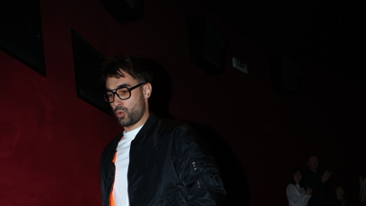 FOTO: V seriálu hraje neřízenou střelu, v reálu je prý mnohem klidnější.