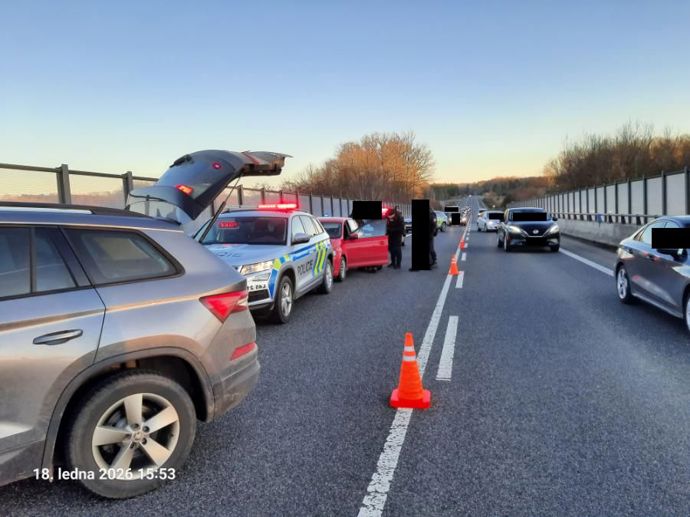 FOTO: Policie u Václavic dohnala zloděje. – stránka 1