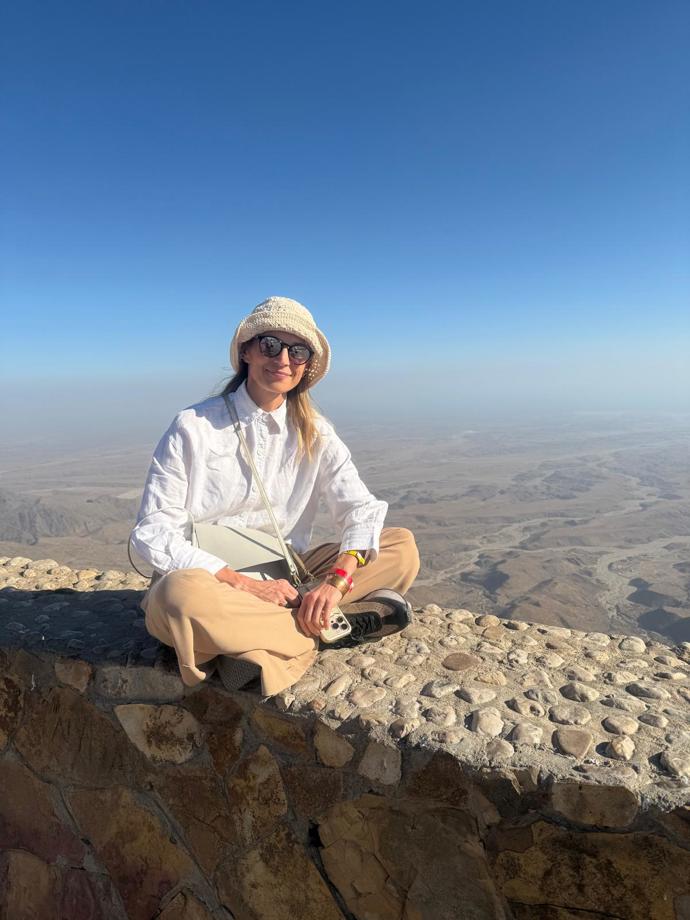 FOTO: Ivana Jirešová obdivuje krásy Ománu. – stránka 11