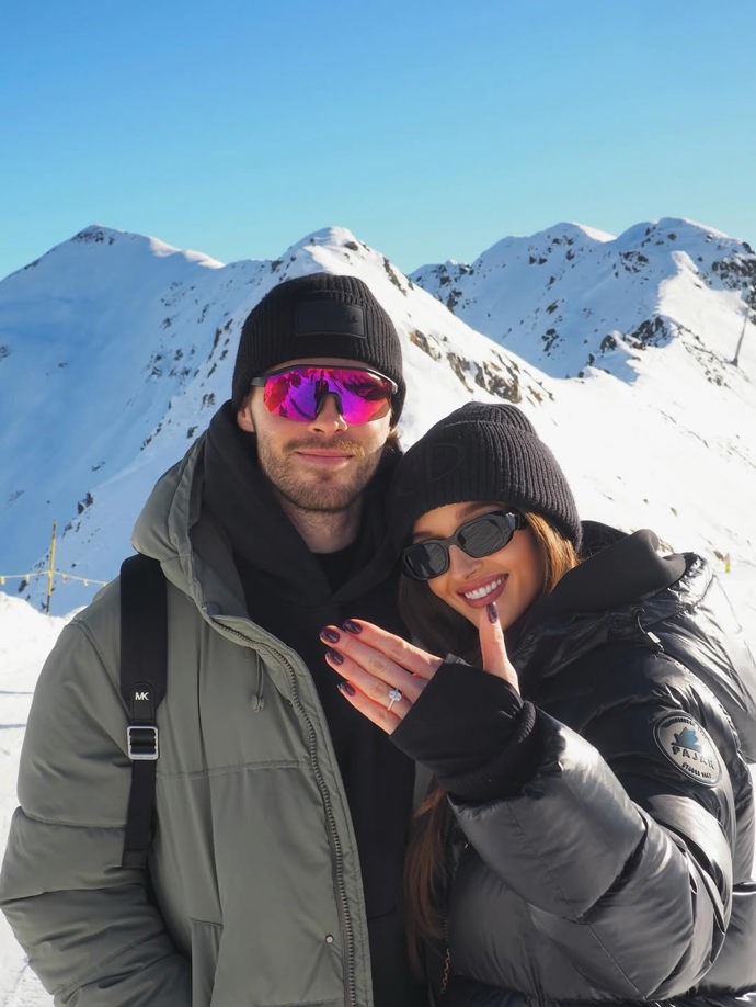 FOTO: Jessica se zasnoubila. – stránka 9