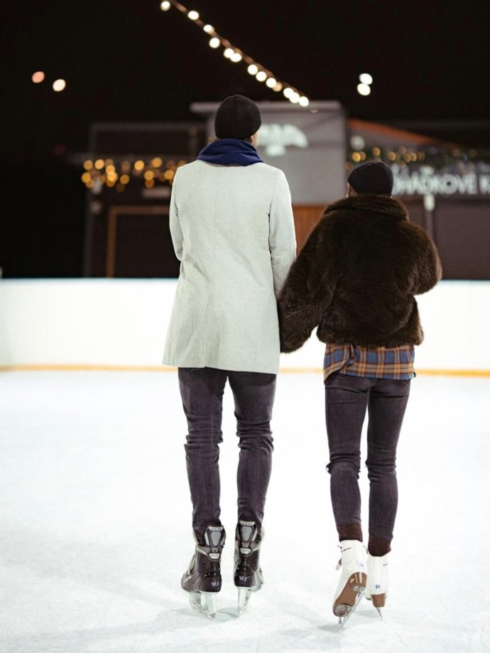 FOTO: Snoubenci na ledě. – stránka 4