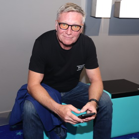 Herec Michal Dlouhý čeká, až se jeho dcery osamostatní. Pak si splní své sny.