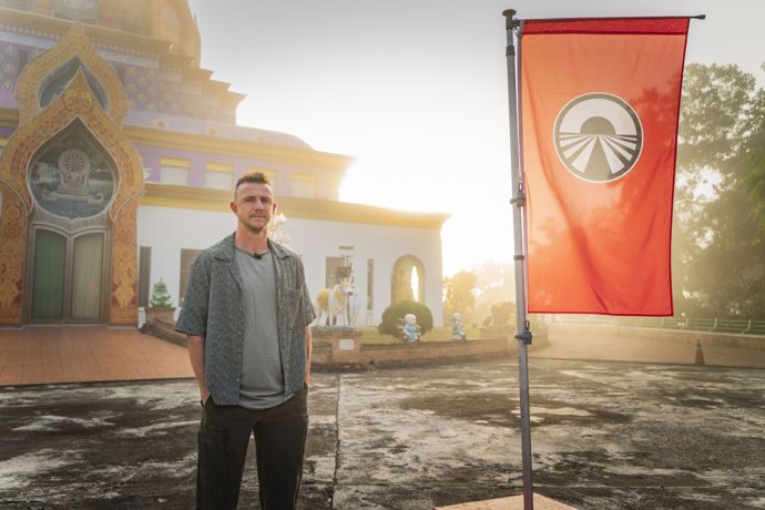 FOTO: Jakub Štáfek je jedním z moderátorů Asia Express. – stránka 7