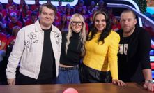 Ewa přivedla své kolegy – zpěvačku Annet X a muzikanta Honzu Vávru. Ti společně s kapitánem Jakubem Prachařem vytvoří tým