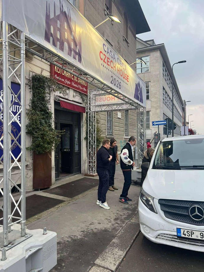 FOTO: Natáčení Lajny v Miláně. – stránka 2