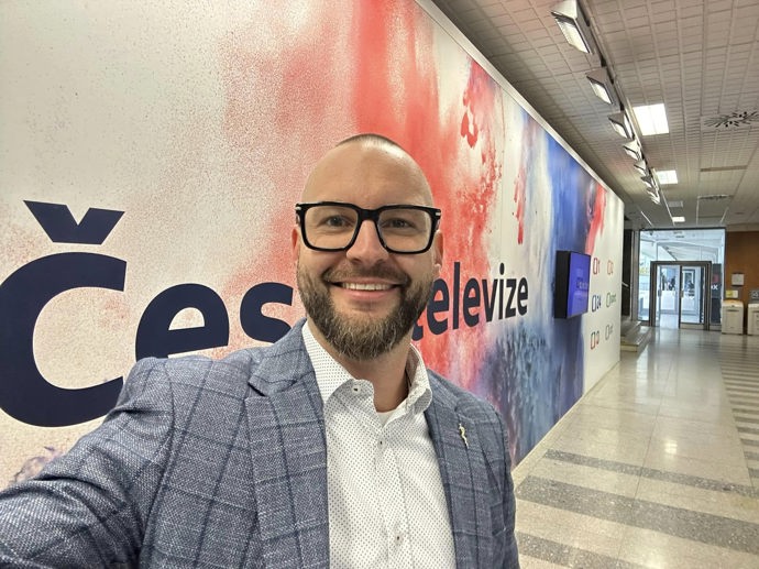 FOTO: Petr Holba byl odstaven po úmrtí dvou novorozenců. – stránka 1