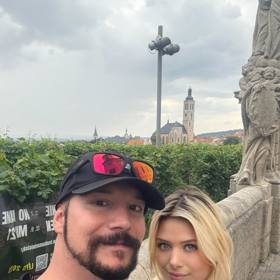 Bohuš Matuš už Lucii zasvětil do tajů hudby - sama už skládá vlastní písničky. 