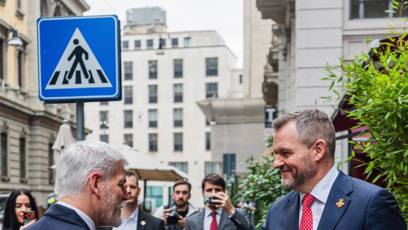 FOTO: Slovenský prezident Peter Pellegrini se setkal s českou hlavou státu Petrem Pavlem.
