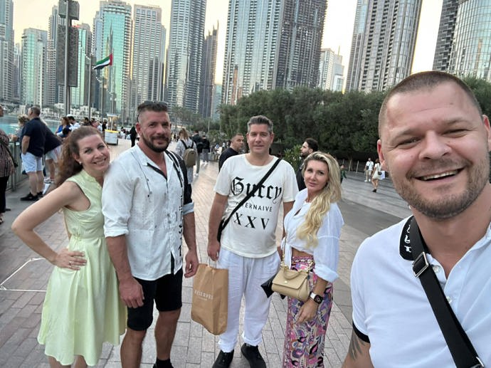 FOTO: Milan Šátek vyrazil na dovolenou do Dubaje. – stránka 8