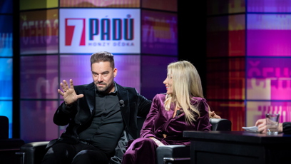 FOTO: Petr Švancara vyprávěl historku ze svatby.