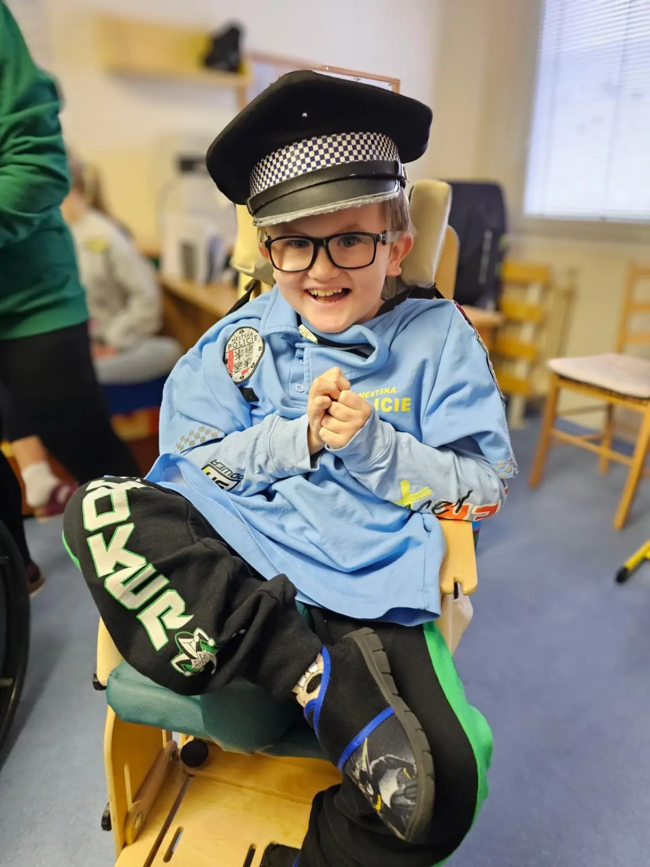 FOTO: Adámek nechodí, nestojí ani nemluví.