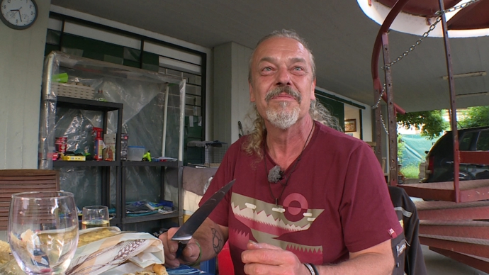 FOTO: Bóďa je sympaťák. – stránka 8