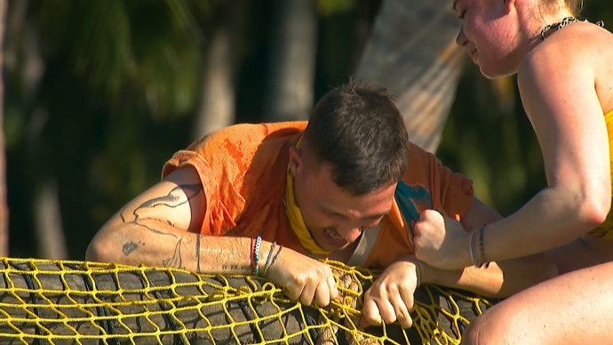 FOTO: Otakar Šenkýř měl velké problémy. – stránka 31