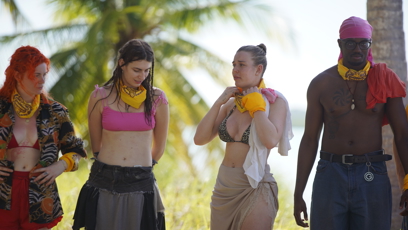 FOTO: Viviane, Iki, Simona a Žofie v kmeni Padouchů.