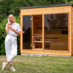 Tohle je luxus, který můžete mít i vy! Venkovní sauna Simony Krainové vás překvapí!