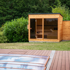 Tohle je luxus, který můžete mít i vy! Venkovní sauna Simony Krainové vás překvapí!