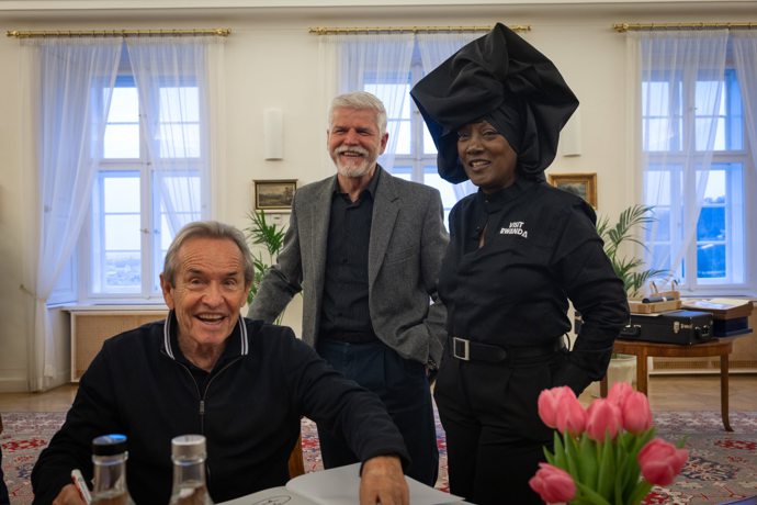 FOTO: Petr Pavel se na Hradě setkal s belgickým sportovcem Jackem Ickxem. – stránka 3