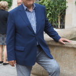 Elegantní styl Miroslava Donutila ale nespočívá jen v ladění oblečení a kvalitních základech.