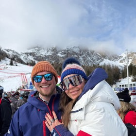 Svatbu a zlato rodina oslaví až po návratu do Ameriky.